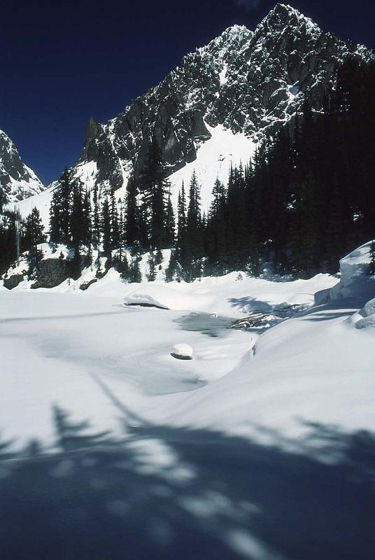 1987-008 C141 Peak Apr 1987 003.jpg